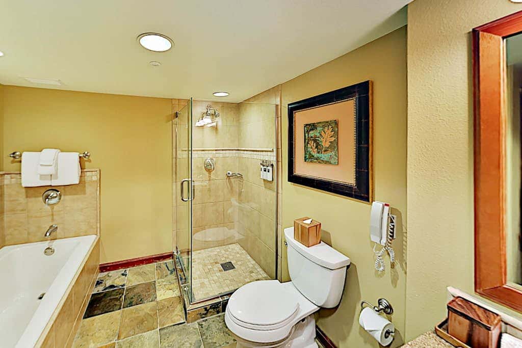 Ski-in-ski-out Everline Resort & Spa - two adjacent units