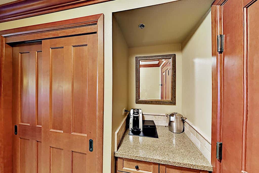 Ski-in-ski-out Everline Resort & Spa - two adjacent units