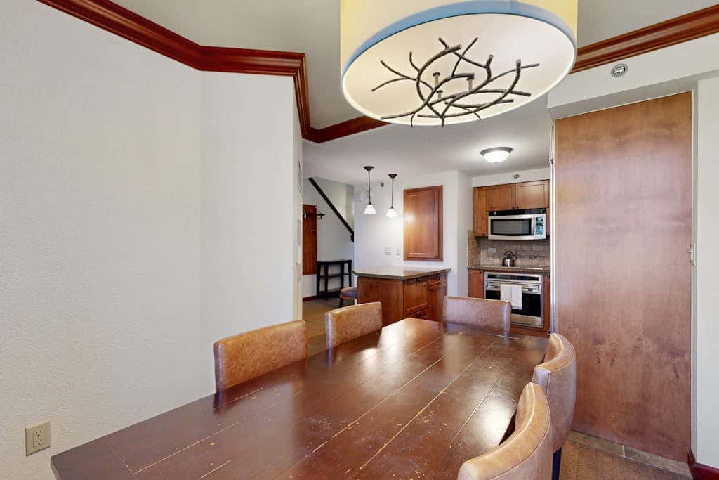 Two units at the Everline Resort & Spa - Ski-in-ski-out, fireplace, pools, & gym