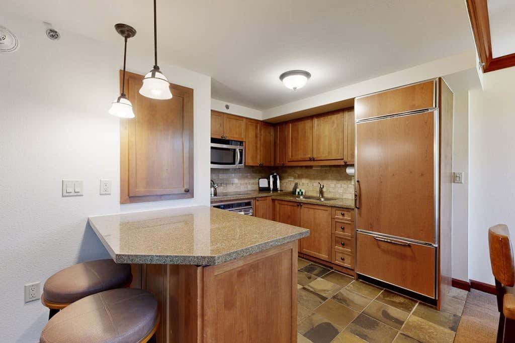 Two units at the Everline Resort & Spa - Ski-in-ski-out, fireplace, pools, & gym