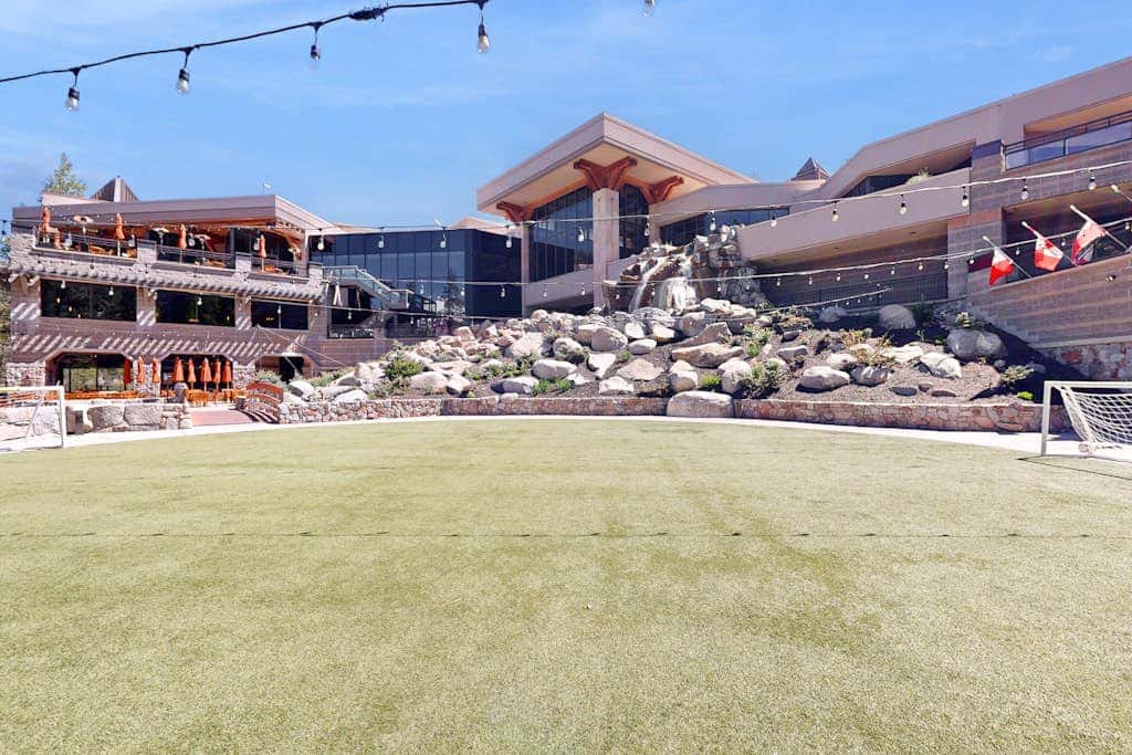 Two units at the Everline Resort & Spa - Ski-in-ski-out, fireplace, pools, & gym