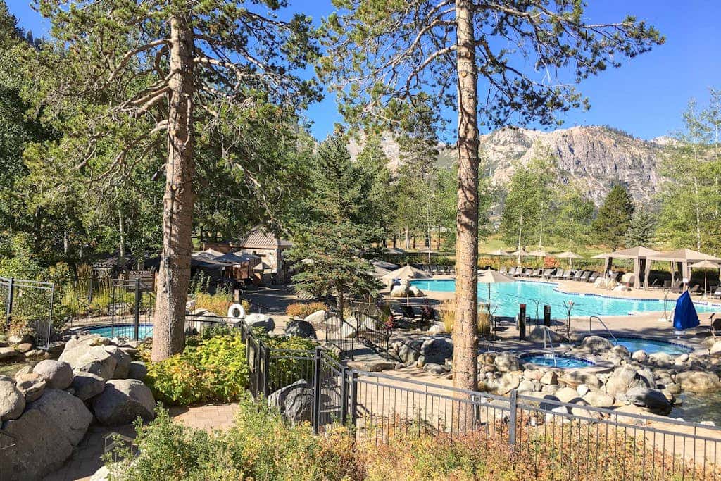 Everline Resort & Spa - two units, Ski-in-ski-out, pools, gym, & ice rink