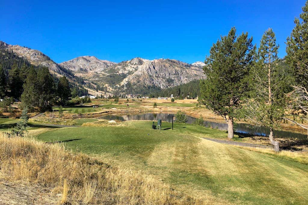 Everline Resort & Spa - two units, Ski-in-ski-out, pools, gym, & ice rink
