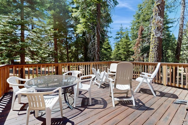 Tahoma Getaway