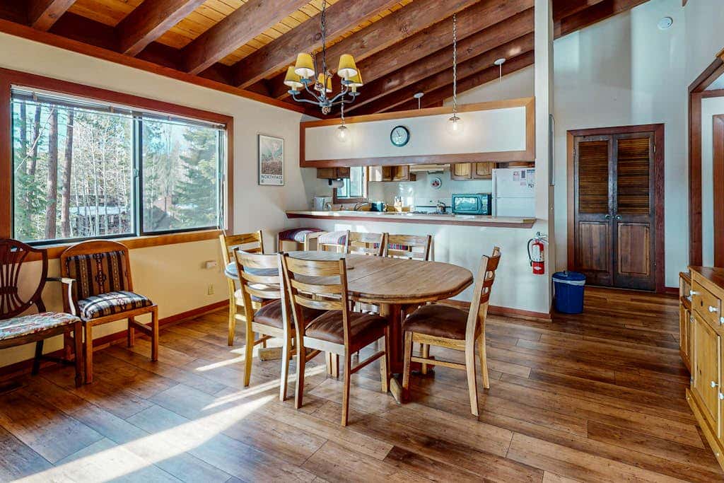 Homey Family Condo with Shared Pool, Hot Tub, Tennis & Lovely Lake Views