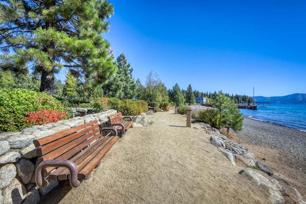 Homey Family Condo with Shared Pool, Hot Tub, Tennis & Lovely Lake Views