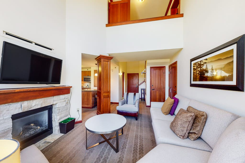 Everline Resort & Spa Ski-in-ski-out luxury, pools, hot tub, & golf