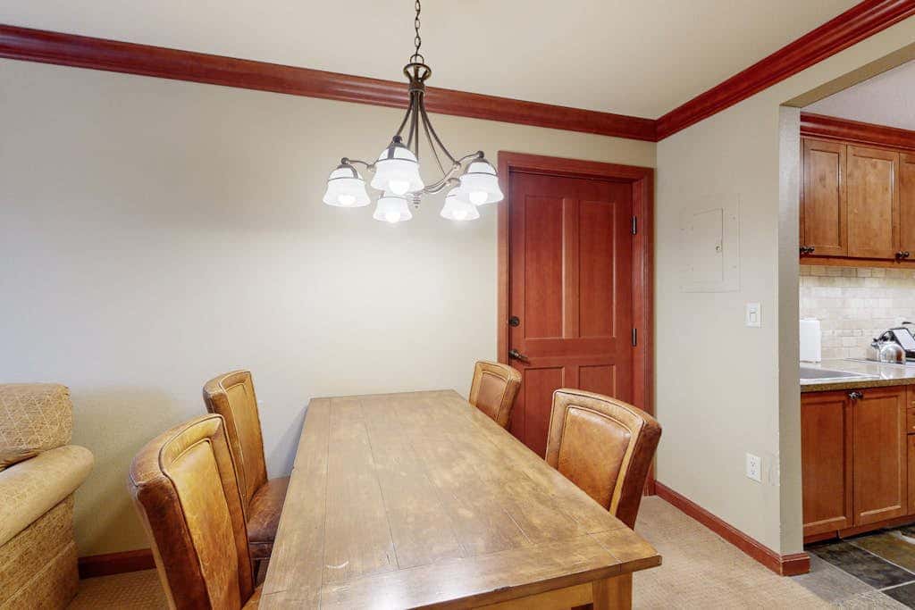 Everline Resort & Spa Ski-in-ski-out condo, pools, tennis, ice rink, & gym