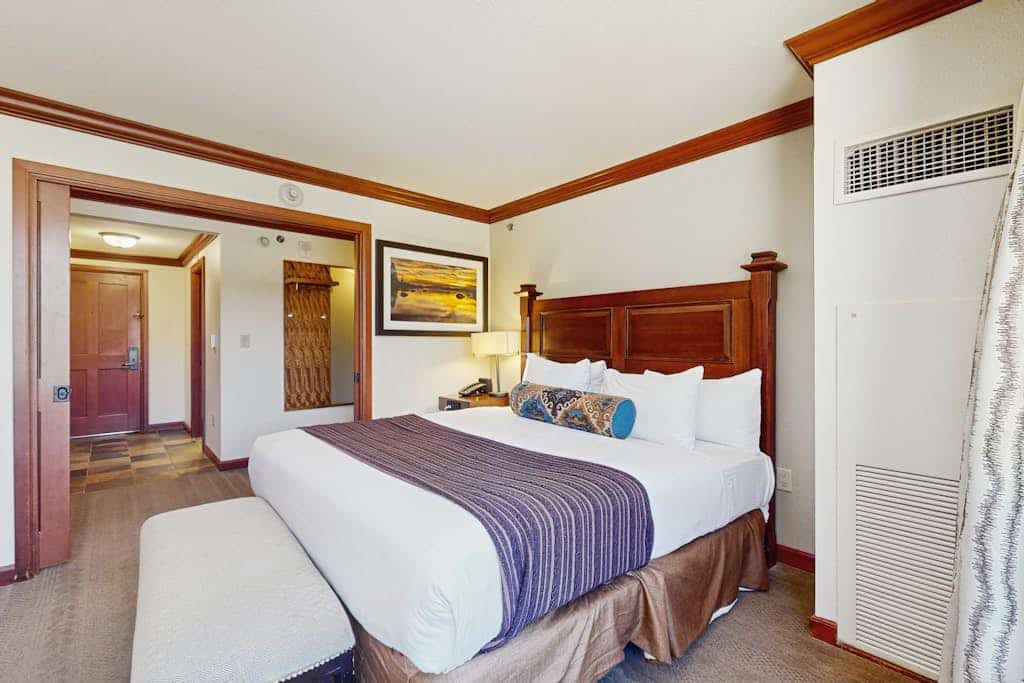 558 Everline Resort