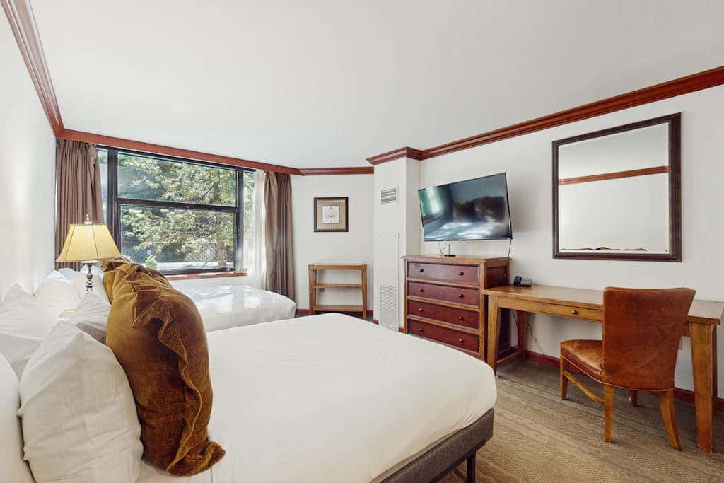 Ski-in/ski-out third-floor studio with free WiFi & access to resort amenities