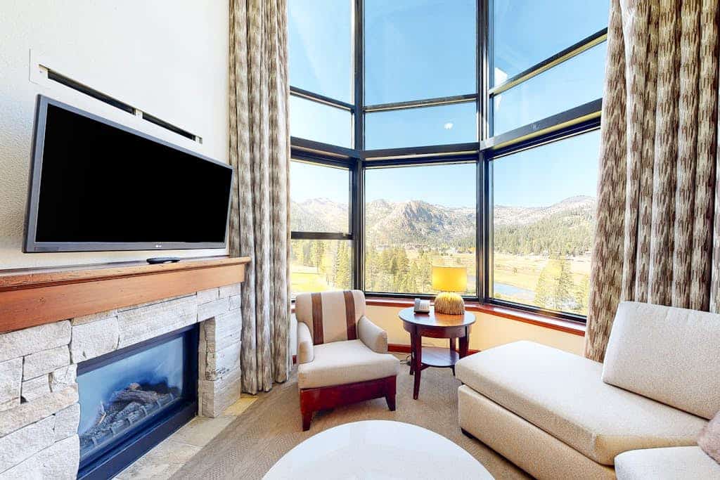 Everline Resort & Spa - luxe ski-in/ski-out condo with fireplace, pools, & gym