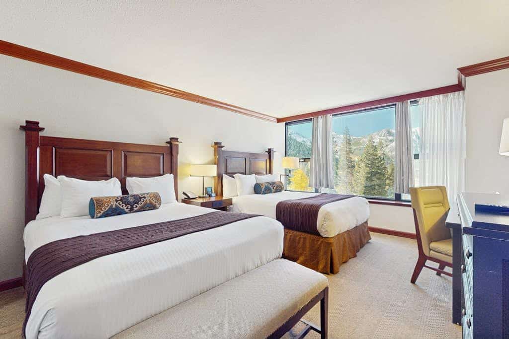 Lovely Ski-in-ski-out condo at Squaw Creek with stunning valley & mountain view