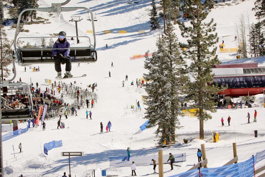 Ski-in-ski-out condo with pool, hot tub, sauna & breathtaking views - dog-friendly