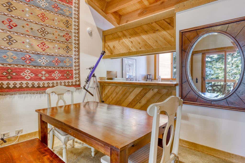 Cozy Northstar Mountain Retreat