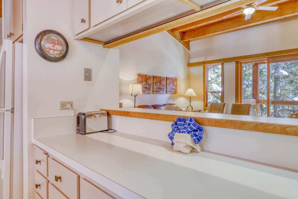 Cozy Northstar Mountain Retreat