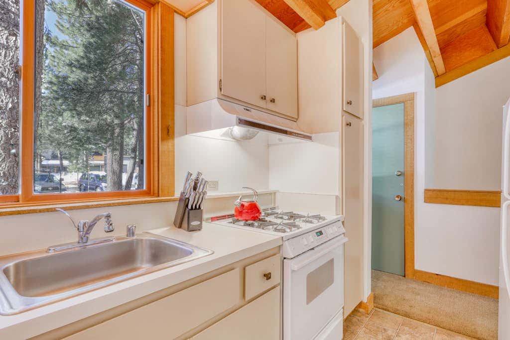 Cozy Northstar Mountain Retreat