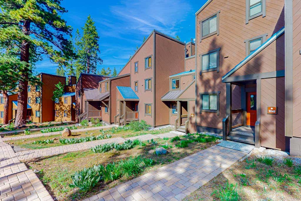 near Kings Beach & Northstar Village with balcony