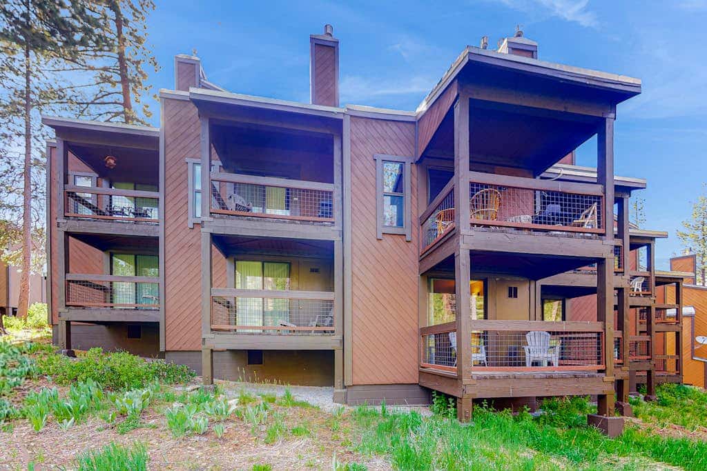 near Kings Beach & Northstar Village with balcony