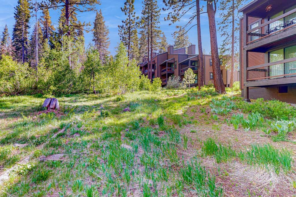 near Kings Beach & Northstar Village with balcony