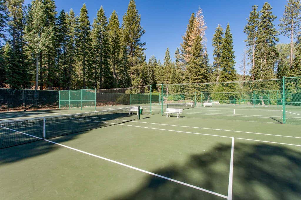 near Kings Beach & Northstar Village with balcony