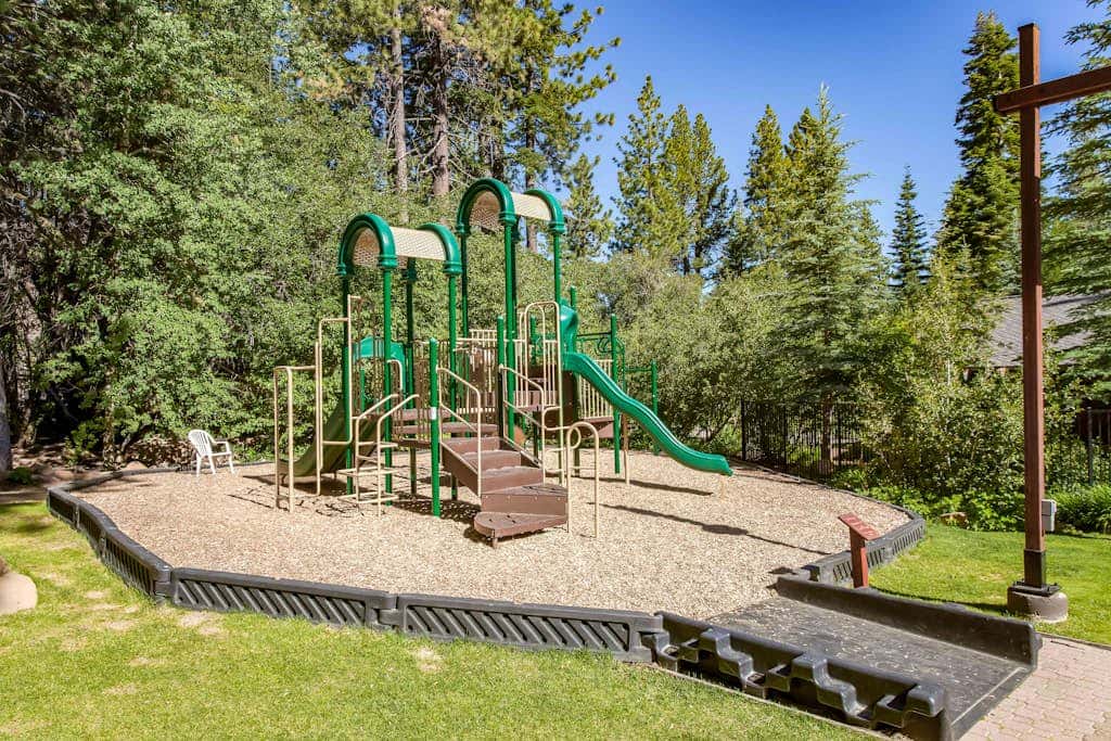 near Kings Beach & Northstar Village with balcony