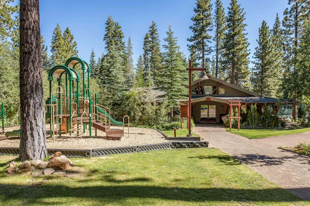 Sophisticated Gold Bend Getaway | Fireplace | Free Ski Shuttle, Pool, Hot Tub