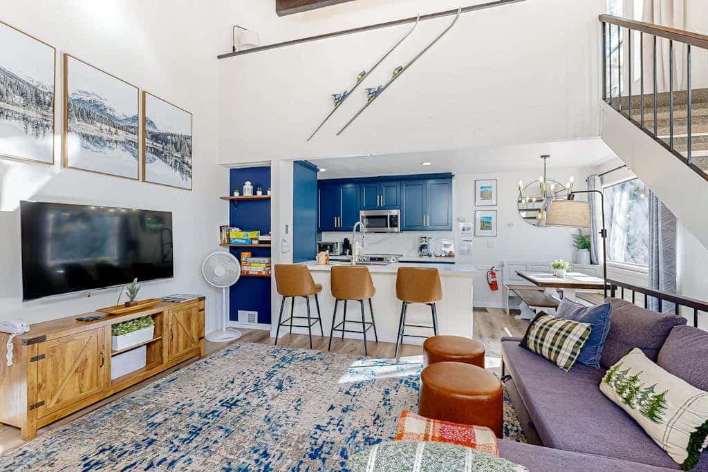 Beautiful condo with modern appliances, two decks, and shared pool