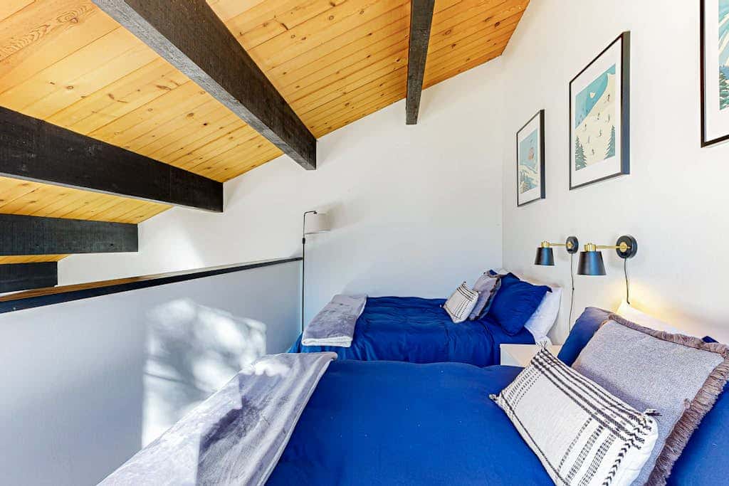Beautiful condo with modern appliances, two decks, and shared pool