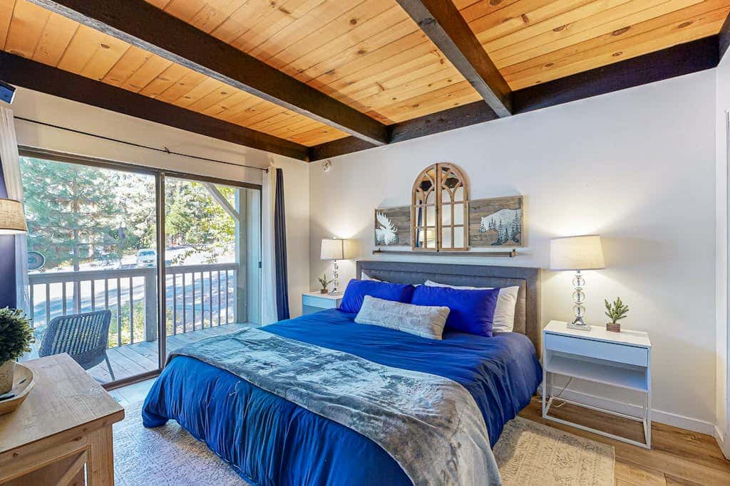 Beautiful condo with modern appliances, two decks, and shared pool