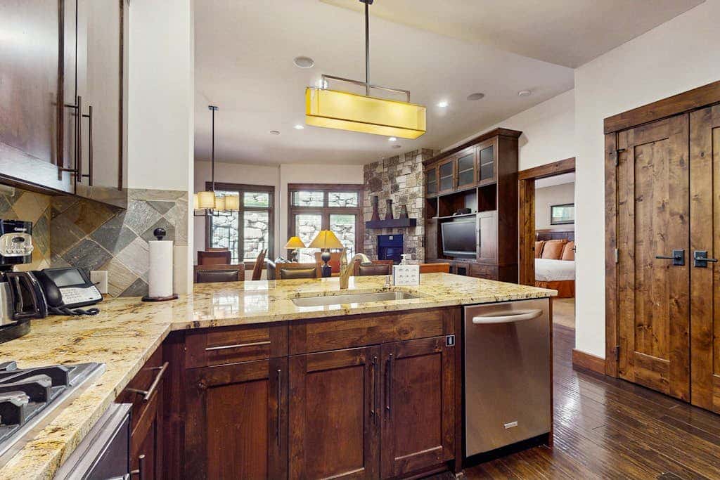 Ski-in-ski-out, ground-floor condo with fireplace, patio, shared pool & hot tub