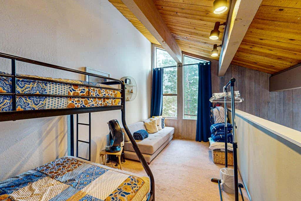 Family-Friendly Condo with Pool, Tennis, Deck & Walk to Beach Access