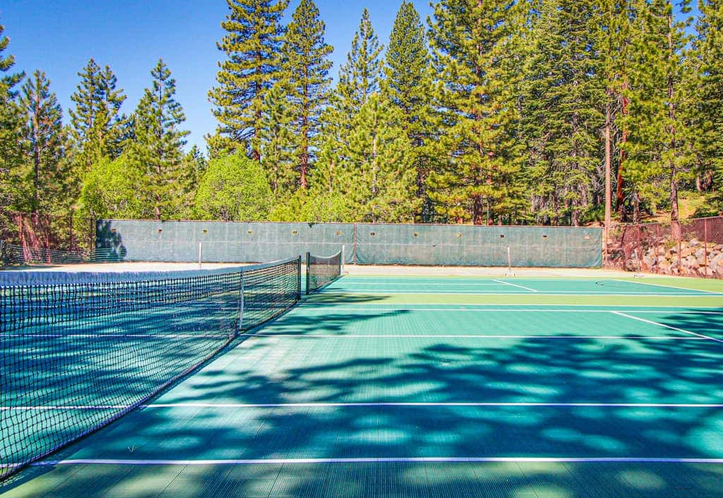 Family-Friendly Condo with Pool, Tennis, Deck & Walk to Beach Access