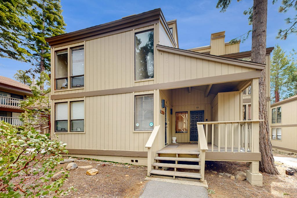Inviting condo with balconies, fireplace, outdoor pool, sauna, & fitness center