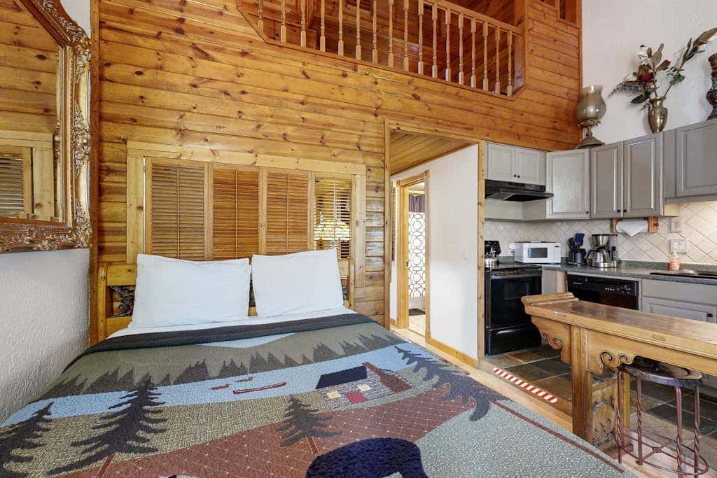 Eclectic second floor condo with loft, balcony, & gas fireplace - family friendly