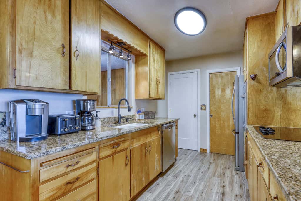 Complimentary paddle boards and a relaxing sauna just steps from Lake Tahoe.