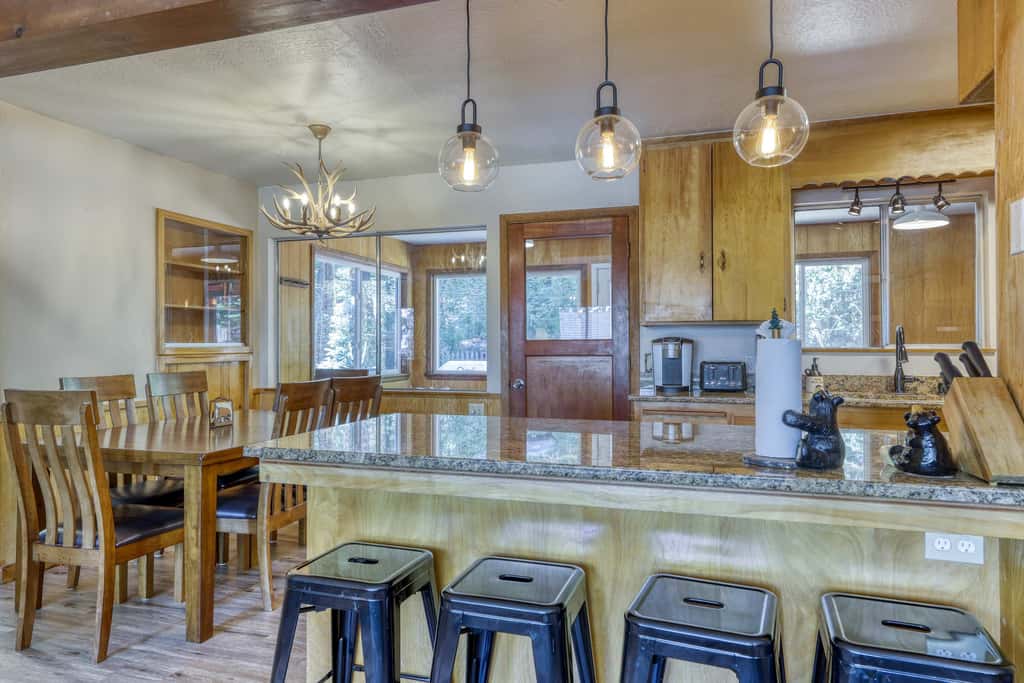 Complimentary paddle boards and a relaxing sauna just steps from Lake Tahoe.