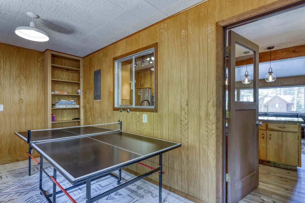 Complimentary paddle boards and a relaxing sauna just steps from Lake Tahoe.
