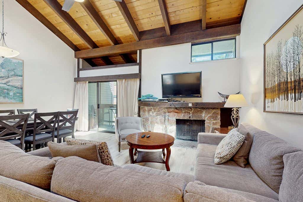 Let reality drift away with the lake view at this townhome with a private beach