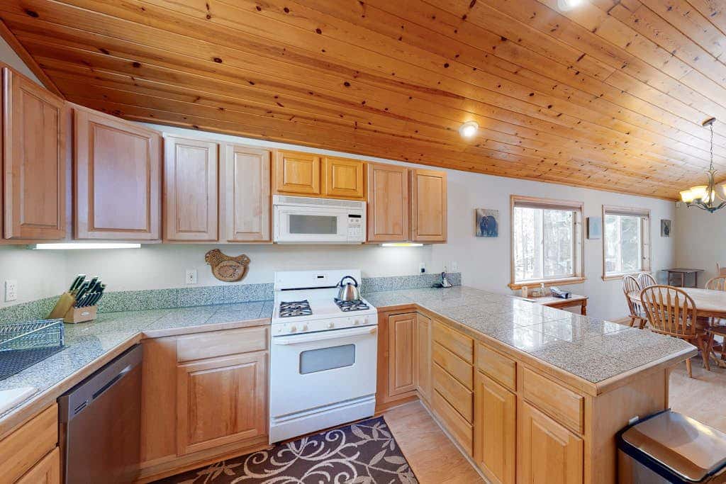 Escape to Mountain Comfort in the Heart of Truckee, CA
