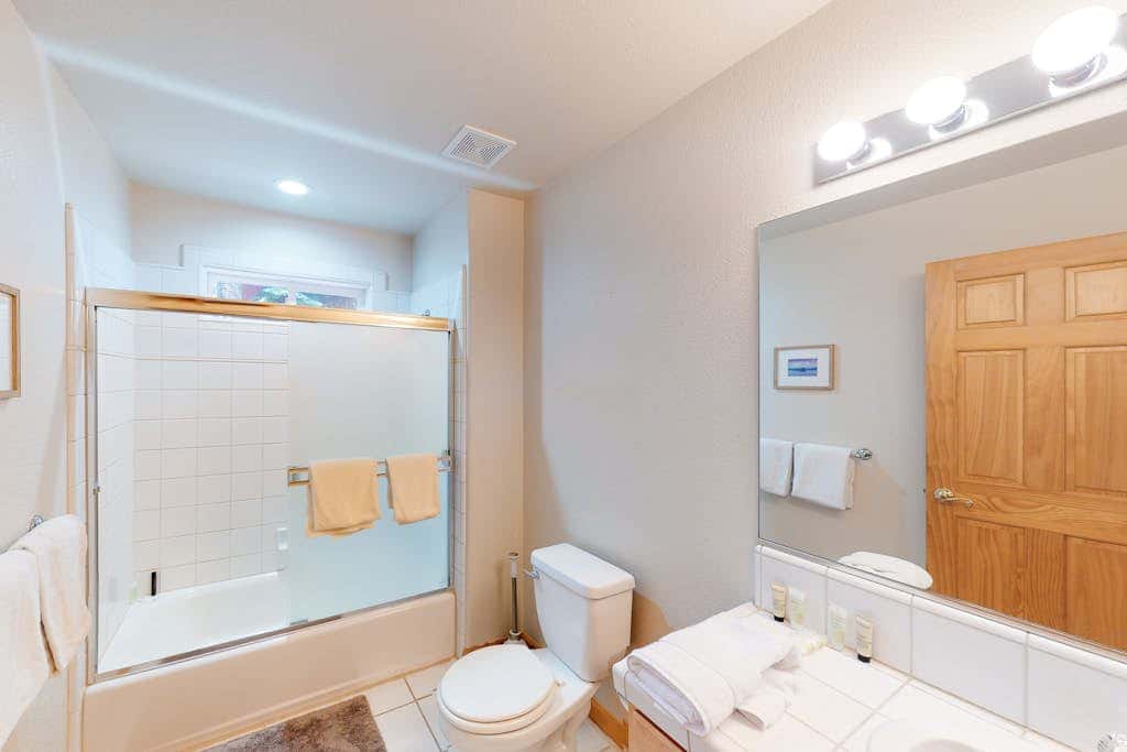 Escape to Mountain Comfort in the Heart of Truckee, CA