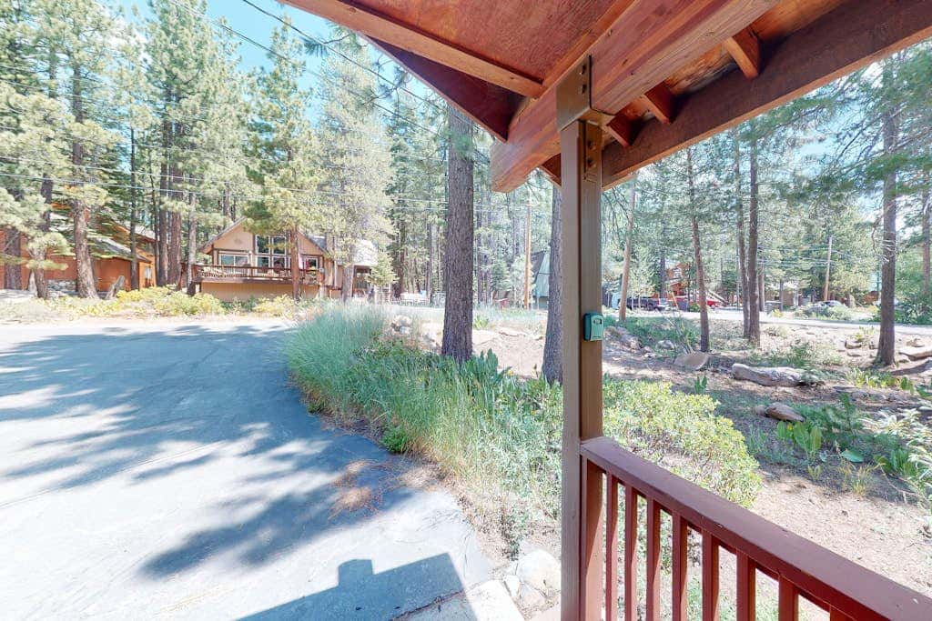 Escape to Mountain Comfort in the Heart of Truckee, CA