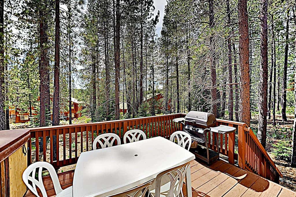 Escape to Mountain Comfort in the Heart of Truckee, CA