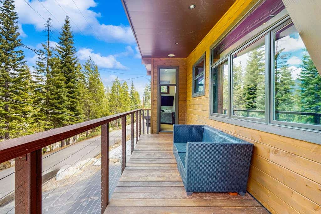 Red Mountain Lodge
