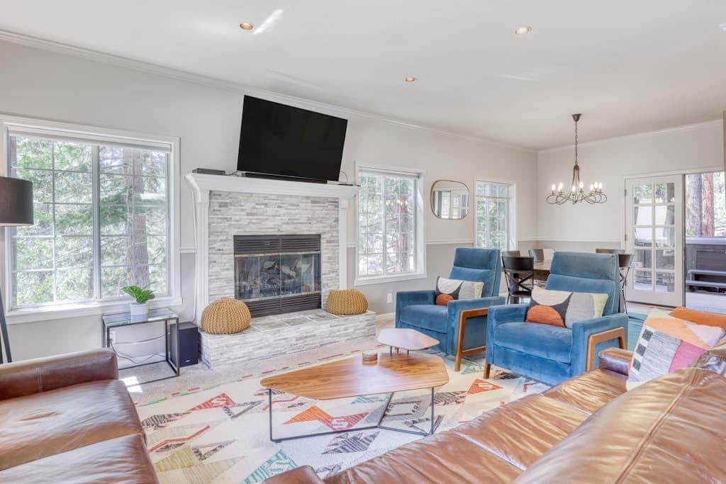 Dog-friendly home with pool table, fireplaces, & private hot tub, sleeps 10