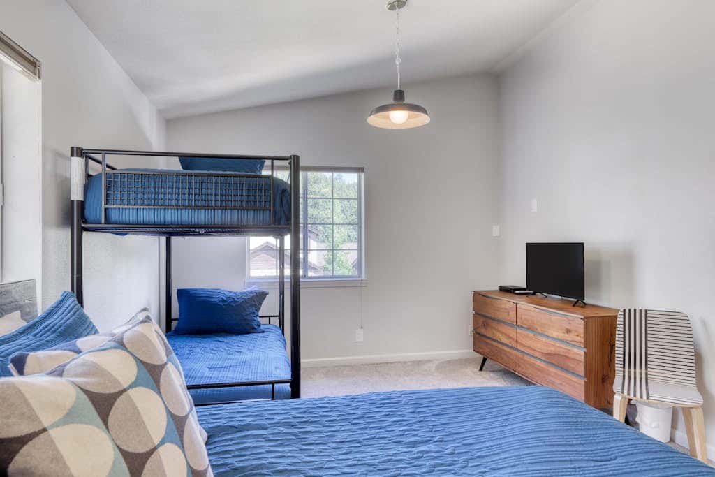 Dog-friendly home with pool table, fireplaces, & private hot tub, sleeps 10