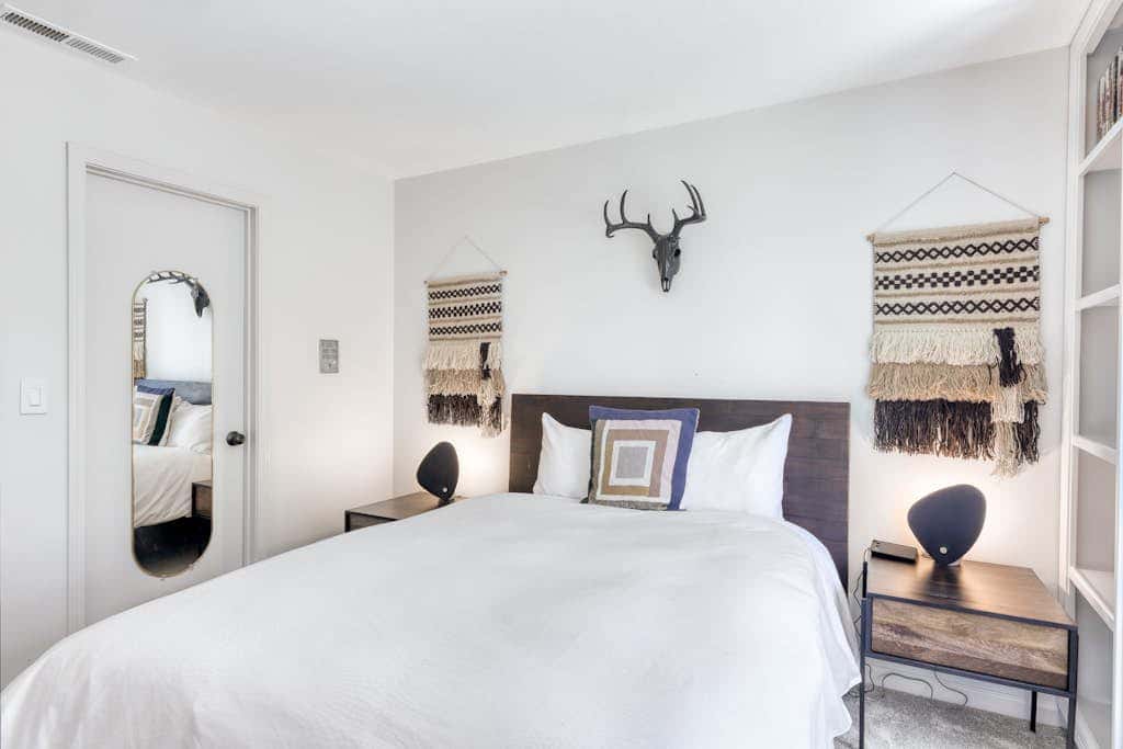 Dog-friendly home with pool table, fireplaces, & private hot tub, sleeps 10