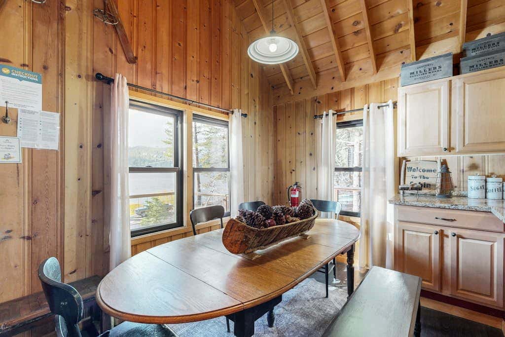 Dog-friendly waterfront cabin with lake views & access - close to slopes