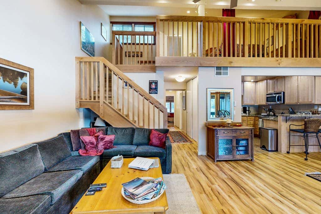 Second-floor lakefront condo with scenic views & easy access to town & slopes