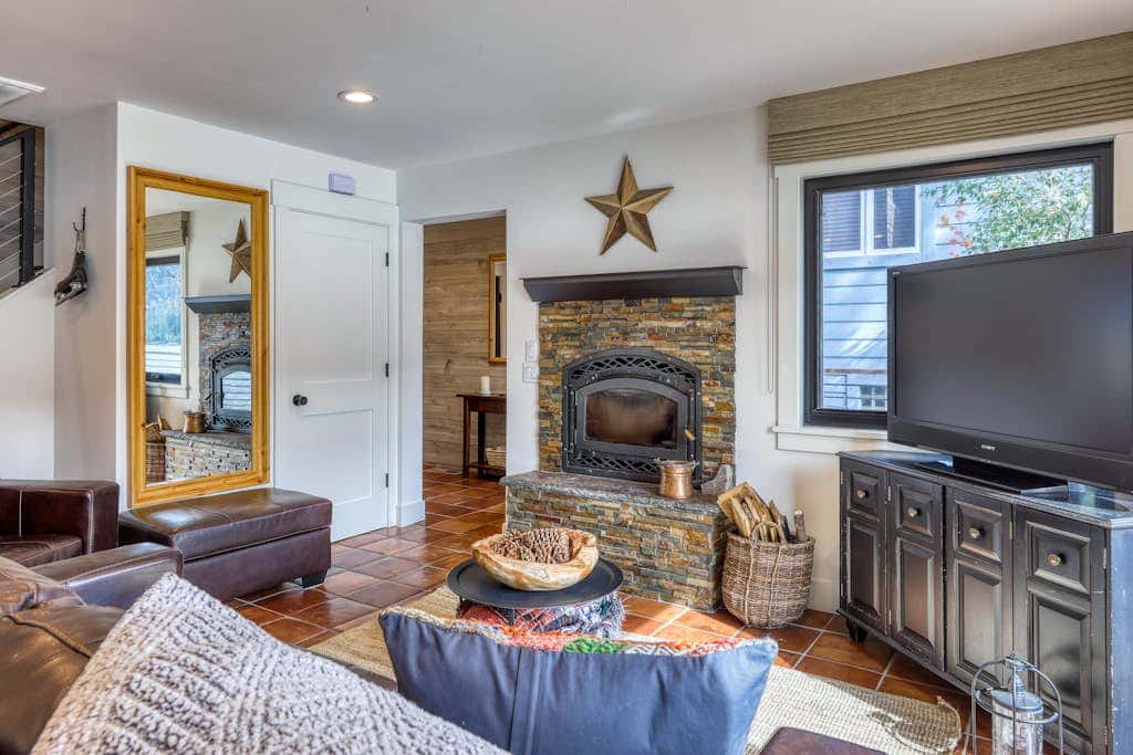 Dog-friendly lakefront home with fast WiFi, private dock, & 180-degree views
