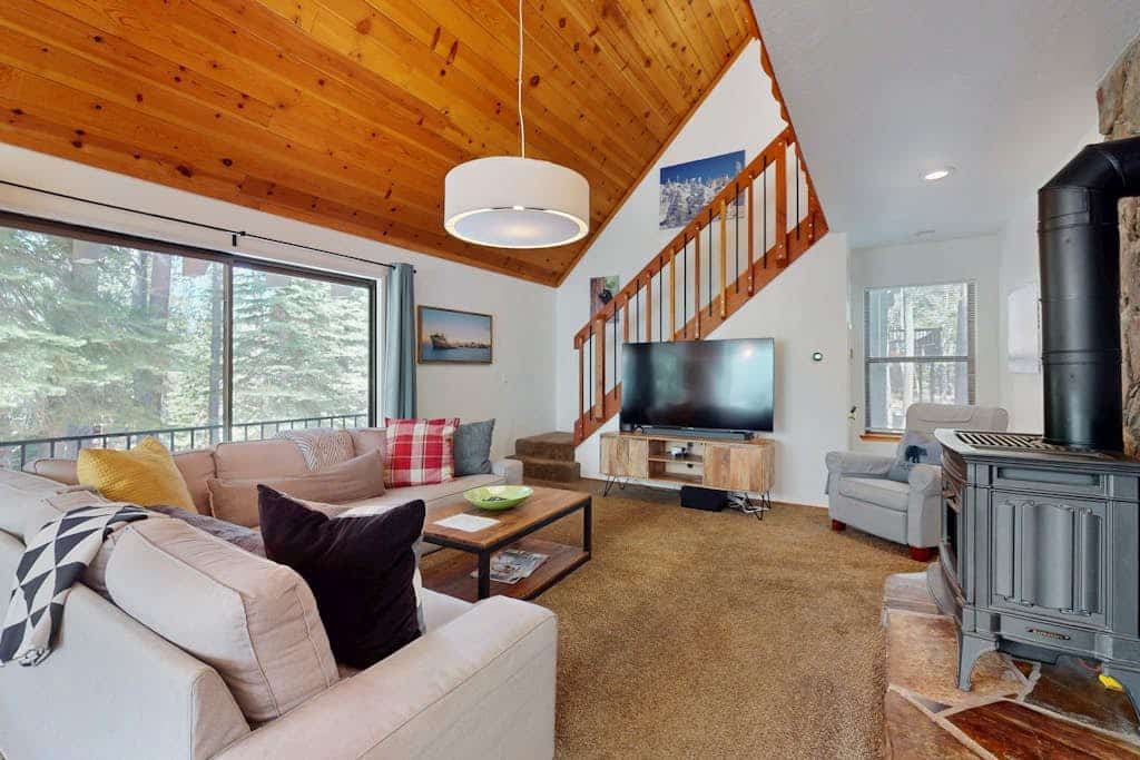 Charming Mountain Chalet